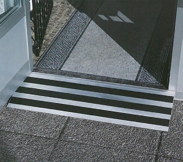 Bilde av Terskeleliminator 700x200x30mm